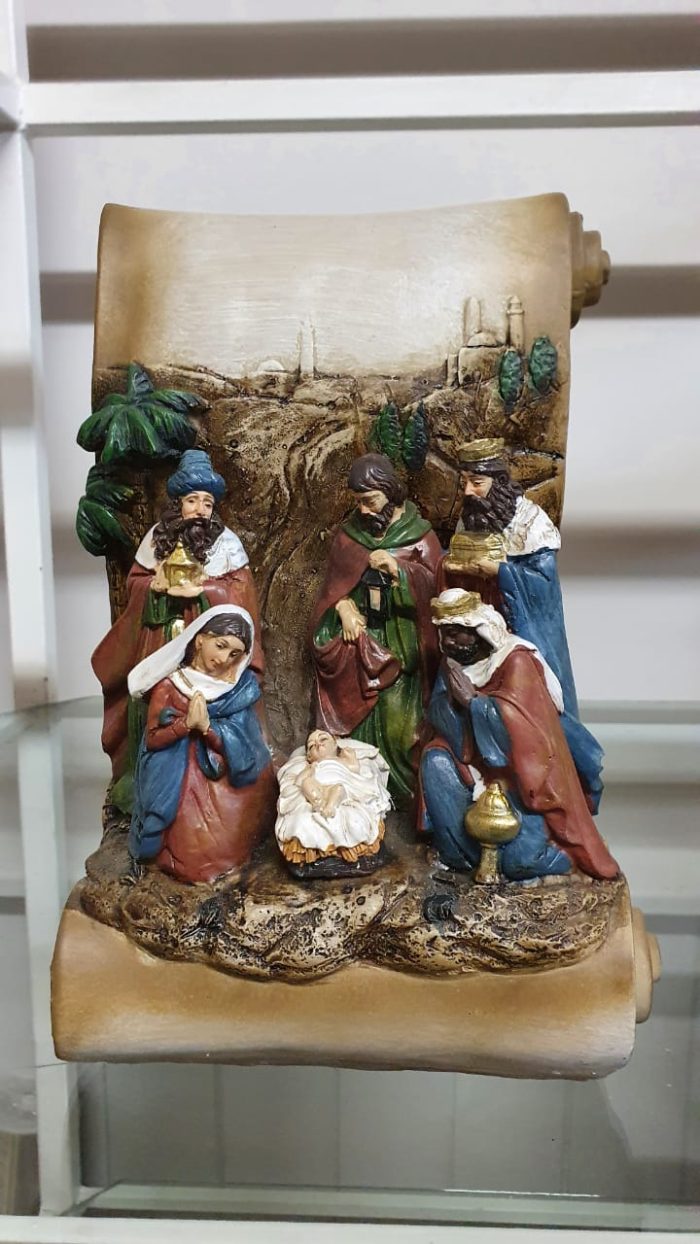 Mary and Joseph with Baby Jesus and 3 Kings